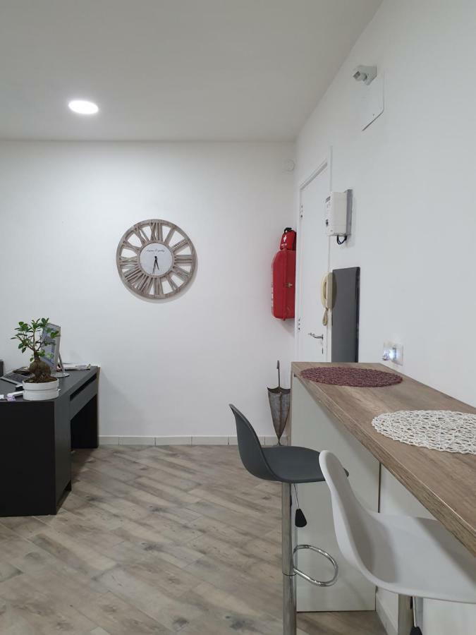 Dimorra Boutique Rooms نابولي المظهر الخارجي الصورة