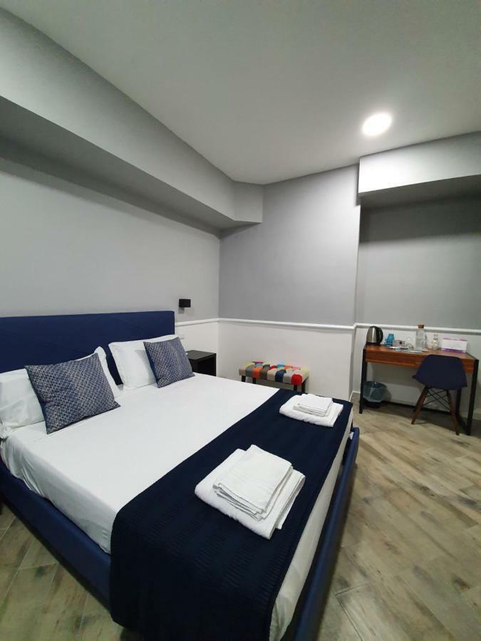 Dimorra Boutique Rooms نابولي المظهر الخارجي الصورة