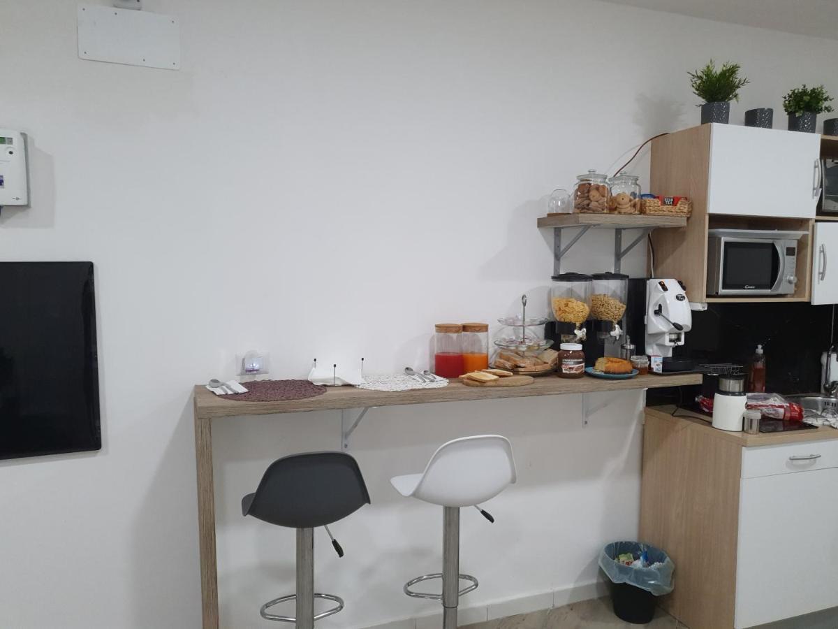 Dimorra Boutique Rooms نابولي المظهر الخارجي الصورة
