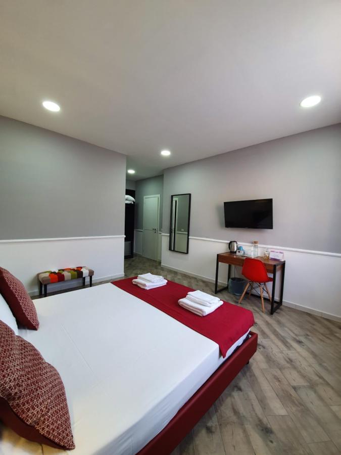 Dimorra Boutique Rooms نابولي المظهر الخارجي الصورة
