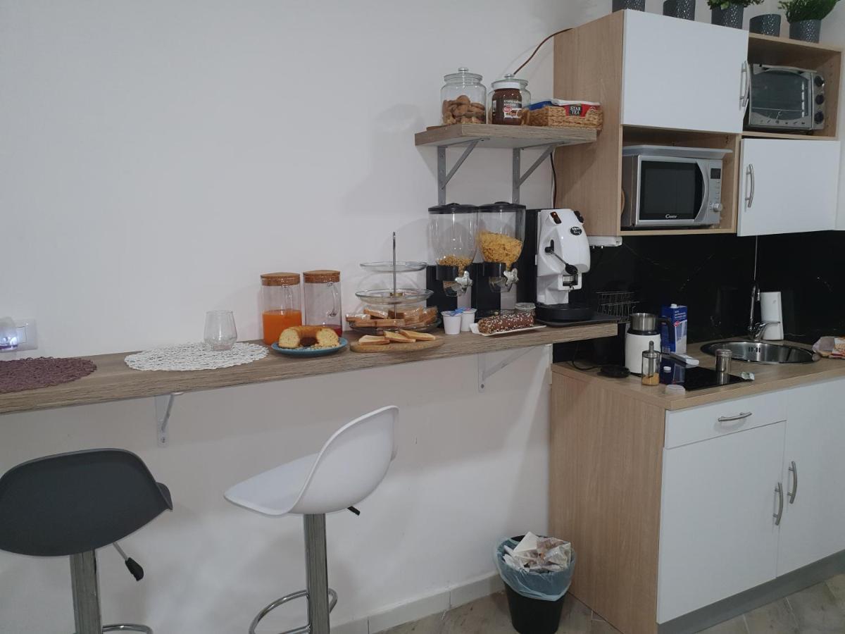 Dimorra Boutique Rooms نابولي المظهر الخارجي الصورة